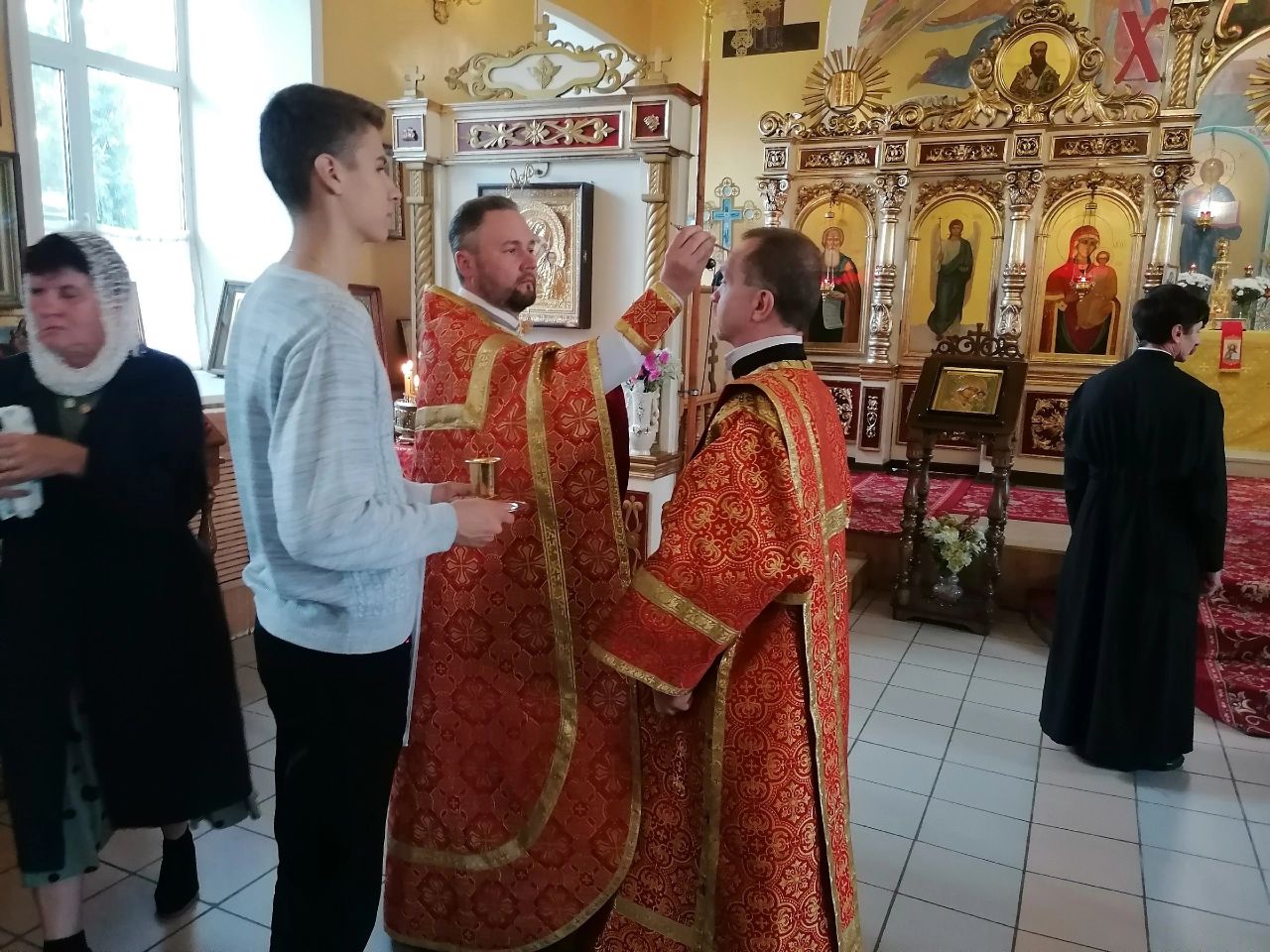 Вечернее богослужение в канун праздника Происхождение Честных Древ Животворящего Креста Господня