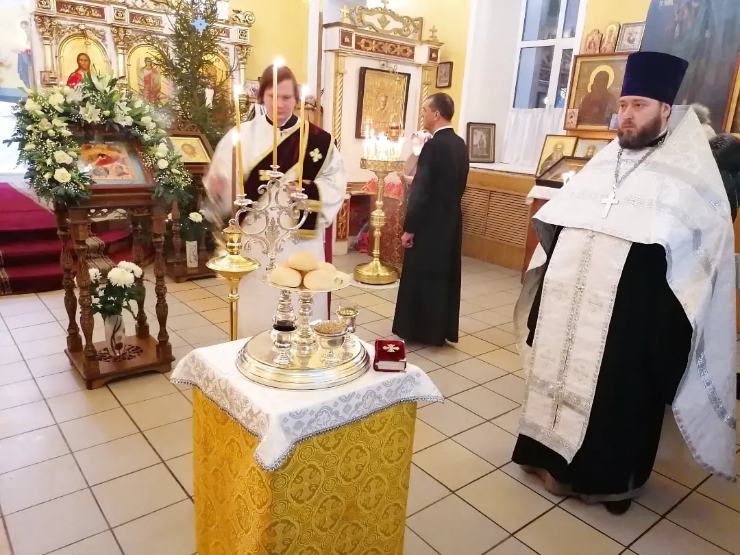 Всенощное бдение в канун праздника Рождества Христова 