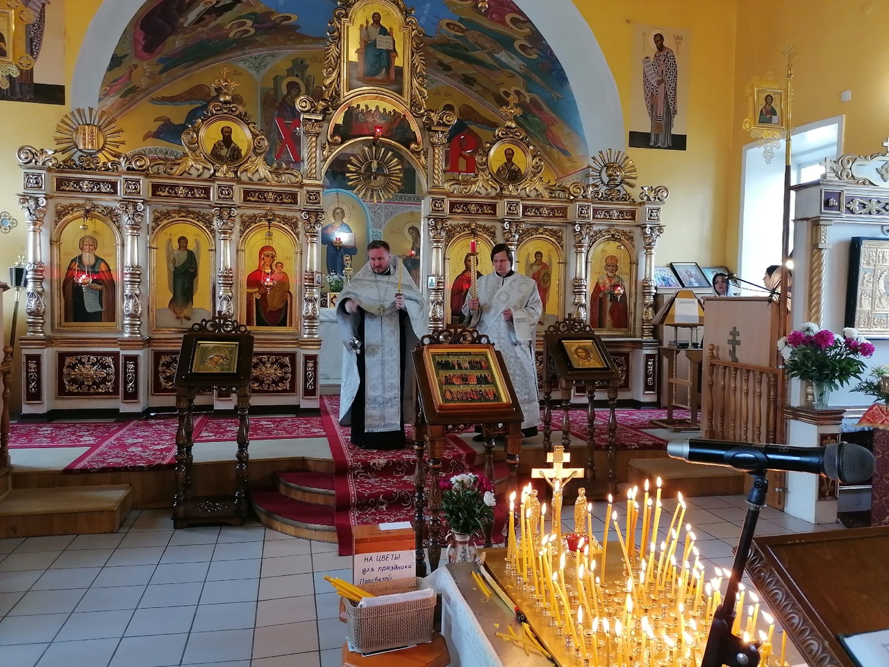 Заупокойное богослужение в канун Троицкой родительской субботы
