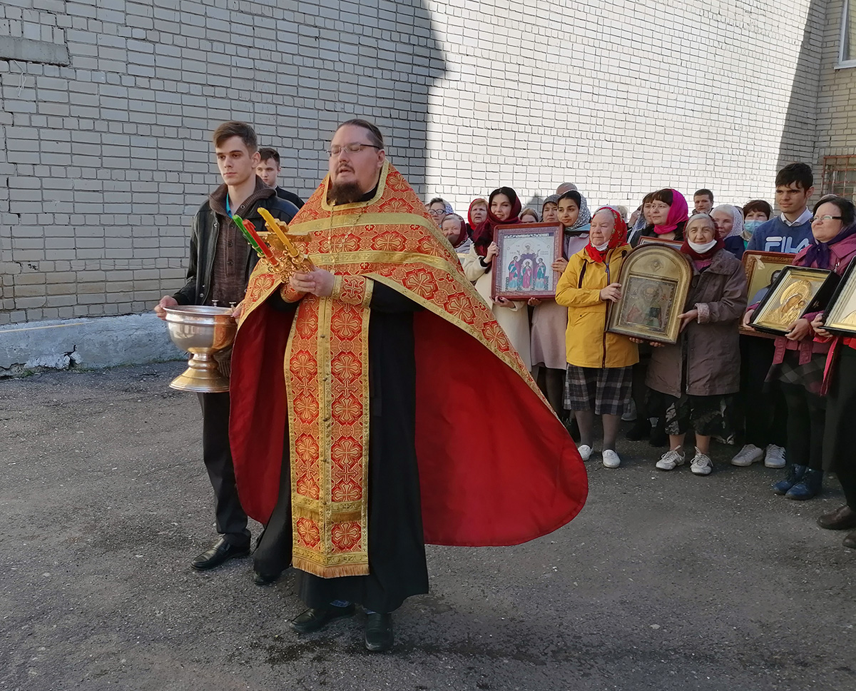 Литургия в четверг Светлой седмицы