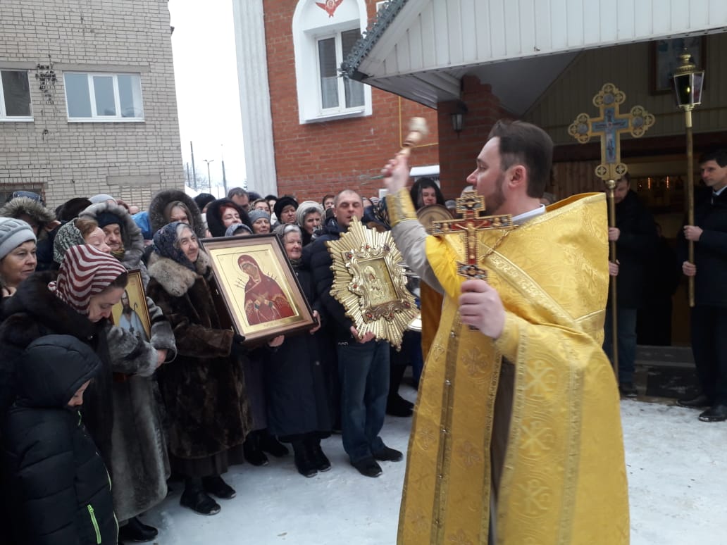 Престольный праздник нашего храма в честь святителя Николая, архиепископа Мир Ликийских, чудотворца