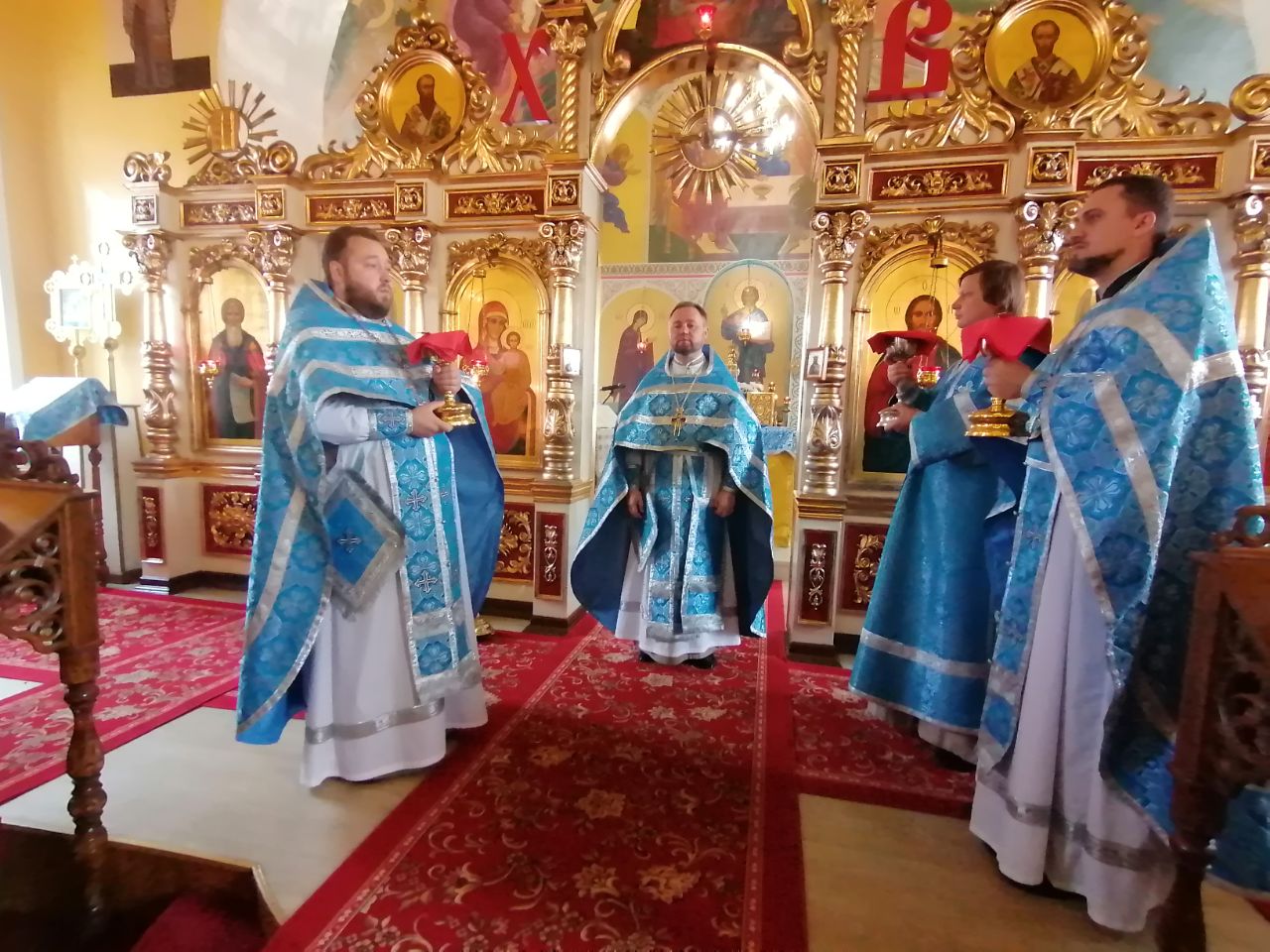 Праздник Покров Пресвятой Богородицы