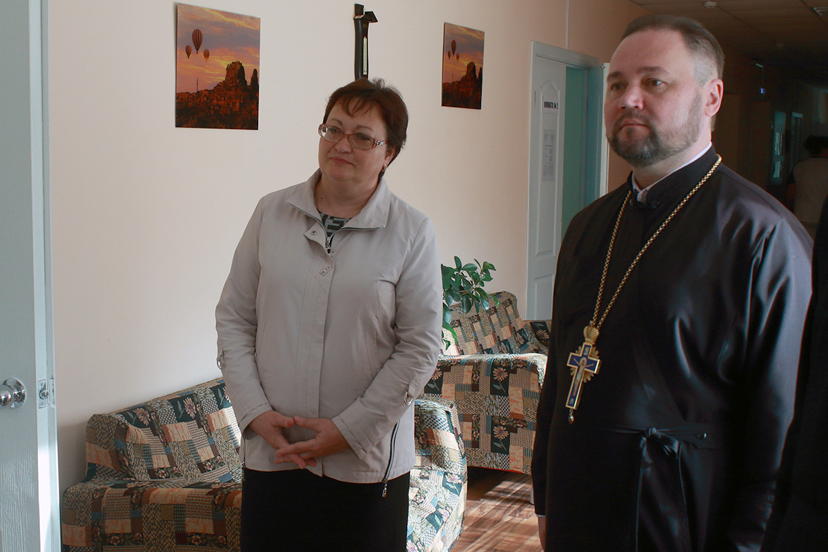 Протоиерей Александр Филиппов посетил детский реабилитационный центр