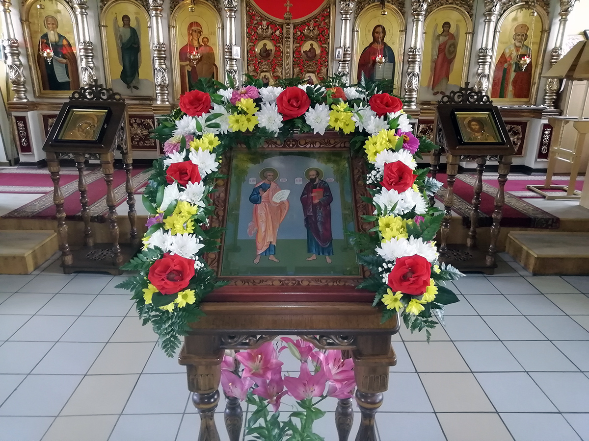 Всенощное бдение в канун дня памяти первоверховных апостолов Петра и Павла