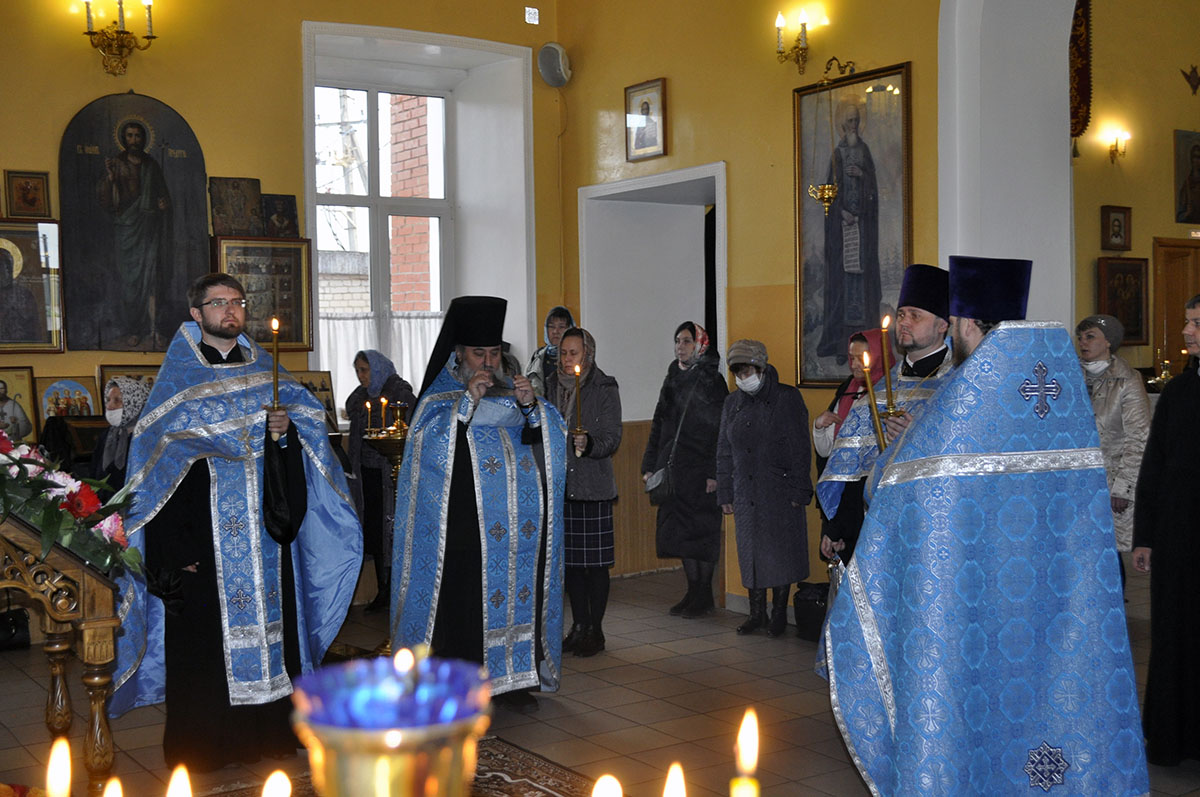 Всенощное бдение в канун Благовещения Пресвятой Богородицы