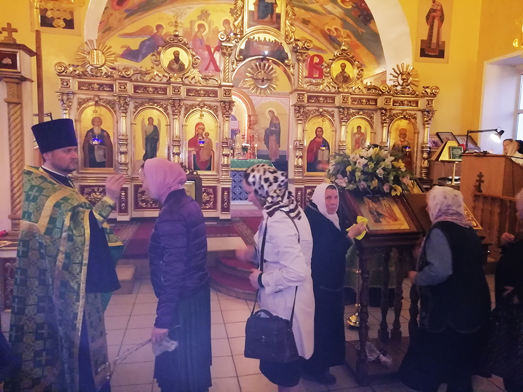 Всенощное бдение в канун праздника Входа Господня в Иерусалим