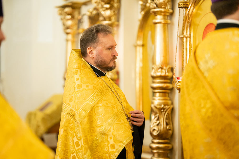 В канун престольного праздника митрополит Серафим совершил всенощное бдение в нашем храме