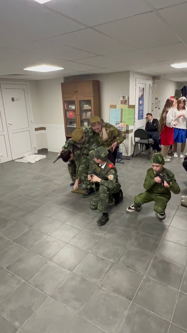 Воспитанники воскресной школы Никольского храма в Терновке  выступили с концертом для раненых военнослужащих