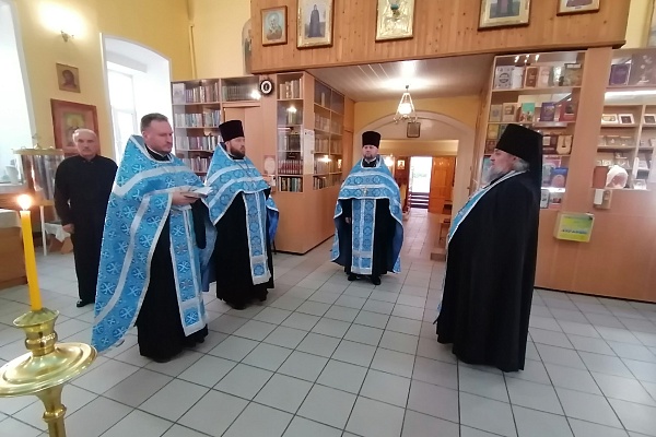 Всенощное бдение в канун праздника Рождества Пресвятой Богородицы