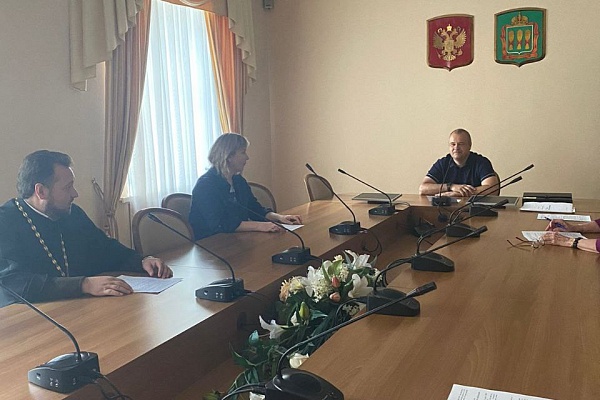 Протоиерей Антоний Шварёв принял участие в заседании комиссии по вопросам помилования
