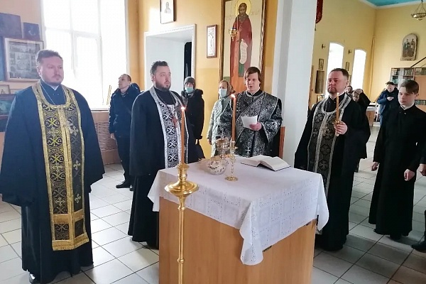 Служба в понедельник первой седмицы Великого поста