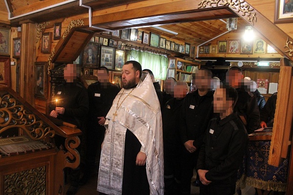 Протоиерей Антоний Шварёв поздравил осужденных ИК-7 с Рождеством Христовым