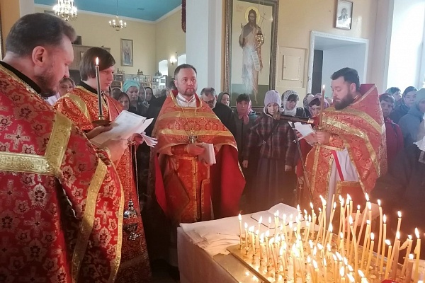 Празднование Радоницы в нашем храме