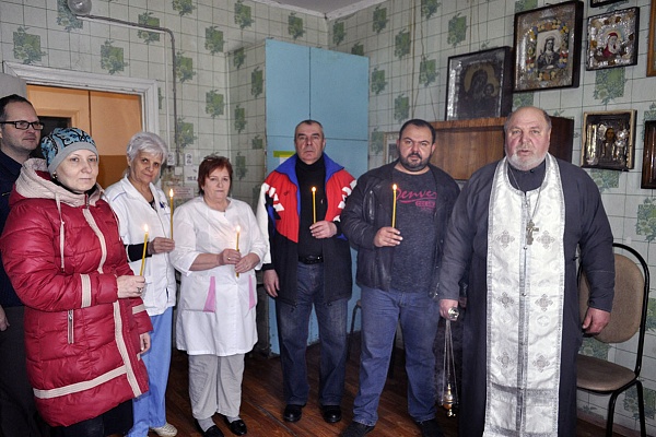 Иерей Александр Хохлов посетил Дом ночного пребывания