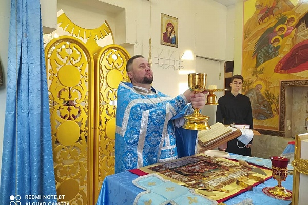 Литургия в Неделю 24-ю по Пятидесятнице в Камайке