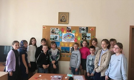 Начались учебные занятия в воскресной школе с детьми 