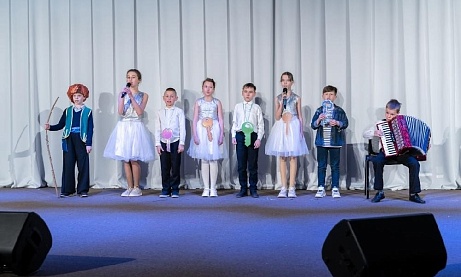 Дети из воскресной школы участвовали в IV Театральном фестивале воскресных школ "Добрые сказки"