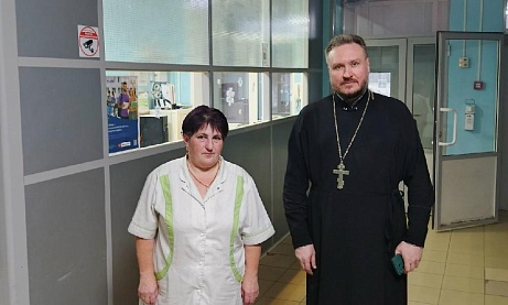 Священники посетили раненых