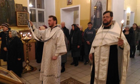Всенощное бдение накануне  праздника  Собора Архистрати́га Михаи́ла и прочих Небесных Сил бесплотных