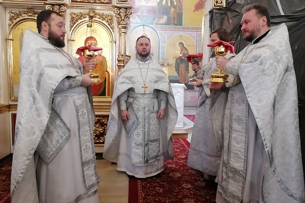 Богослужения в Неделю 33-ю по Пятидесятнице, по Богоявлении