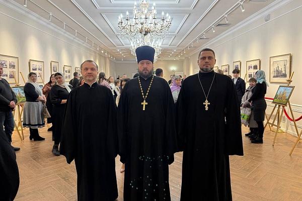 Делегация нашего храма участвовала в пленарном заседании XII Региональных Рождественских чтений