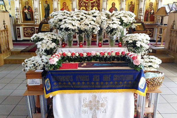 Всенощное бдение с Чином погребения Плащаницы Божией Матери