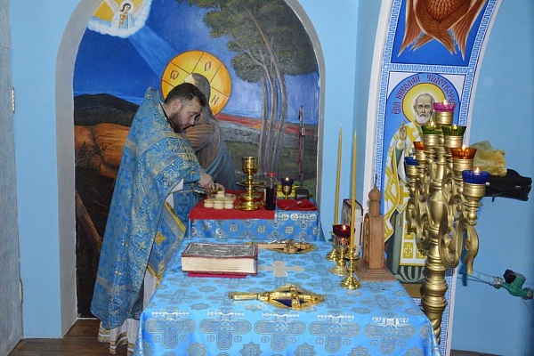 Протоиерей Антоний Шварёв совершил Литургию исправительной колонии №5 