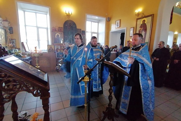  Богослужение в канун Субботы Акафиста