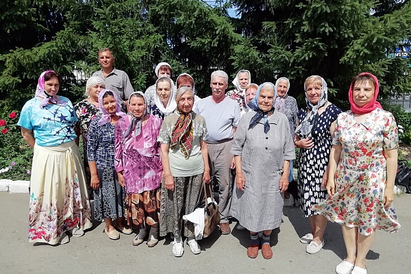 Паломническая поездка в Михайло-Архангельский храм с.Кочетовка