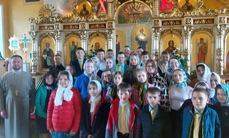 Протоиерей Александр Филиппов встретился с учениками средней школы №60
