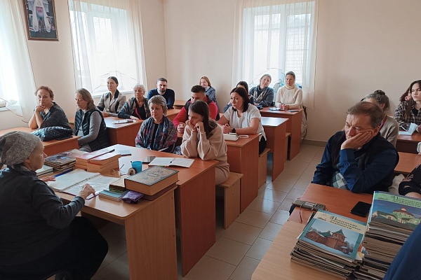 Работа "Библейского общества Никольского храма"