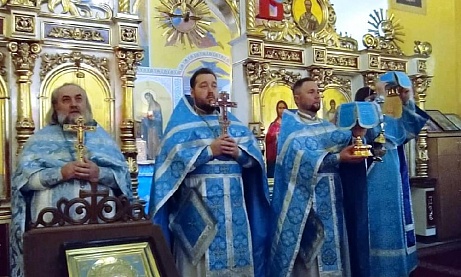 Празднование  Введения во храм Пресвятой Богородицы 