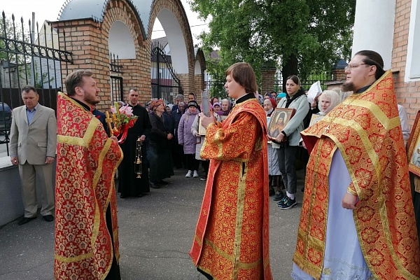 Богослужения в день Преполовения Пятидесятницы