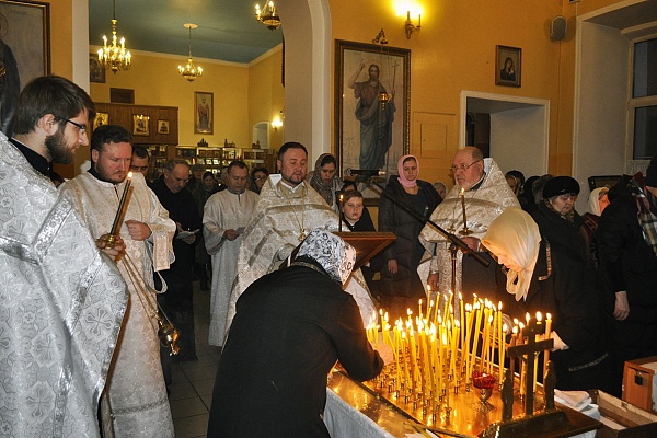 Заупокойное богослужение в канун Вселенской родительской субботы