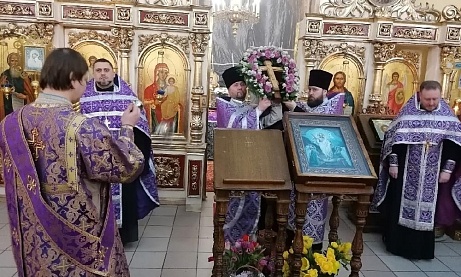 Всенощное бдение в канун Крестопоклонной Недели Великого поста