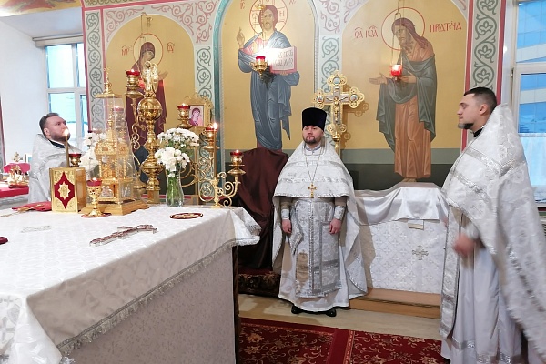 Богослужения в праздник Обрезание Господне