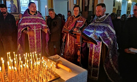 Вечернее богослужение в канун родительской субботы