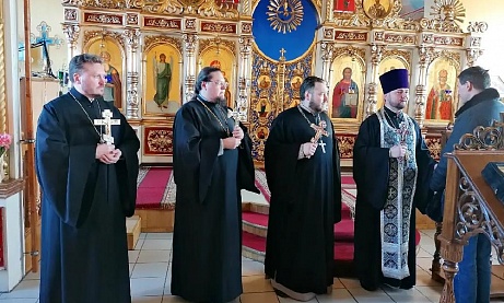 В Прощеное воскресенье протоиерей Александр Филиппов совершил вечерню с чином прощения
