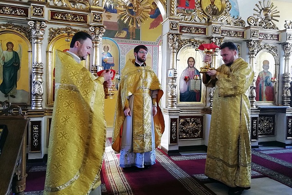 Неделя о мытаре и фарисее