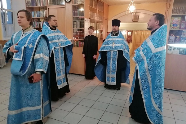 Всенощное бдение в канун праздника Покрова Пресвятой Богородицы