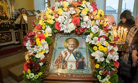 В престольный праздник митрополит Серафим совершил литургию в нашем храме