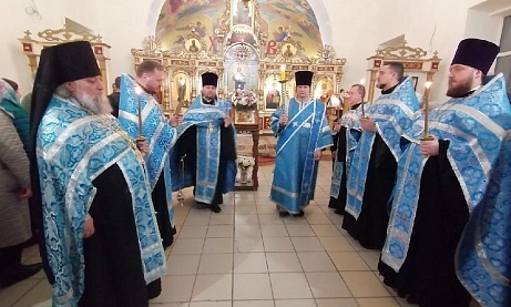 Всенощное бдение в канун празднования Введения во храм Пресвятой Богородицы