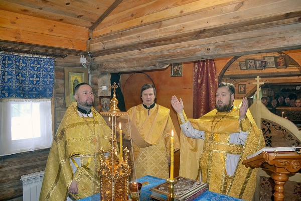 Протоиерей Антоний Шварёв совершил Литургию в храме при исправительной колонии №7