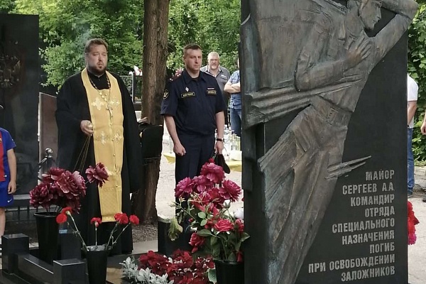 В УФСИН почтили память Героя России Александра Сергеева