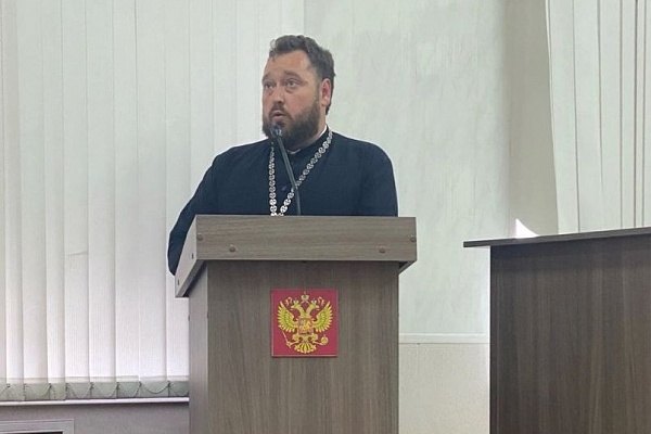 Протоиерей Антоний Шварёв провел лекторий для сотрудников УФСИН