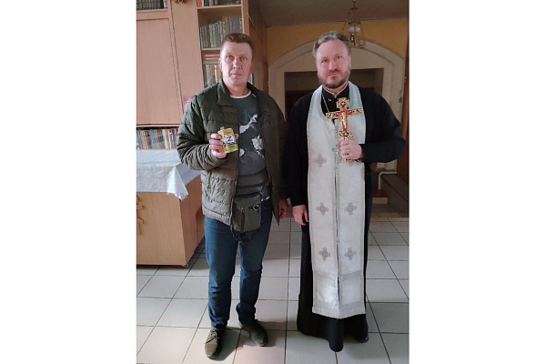 Иерей Сергий Карасёв встретился с представителем патриотического клуба "Рокот-Пенза"