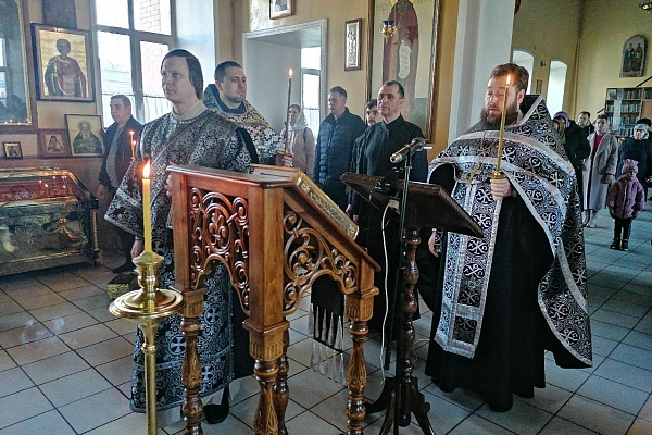  Вечерня с чином Пассии