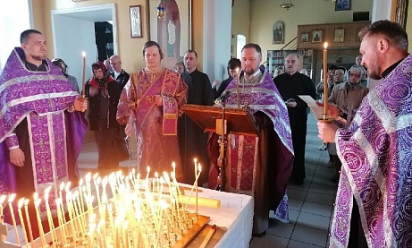 Вечернее богослужение в канун родительской субботы