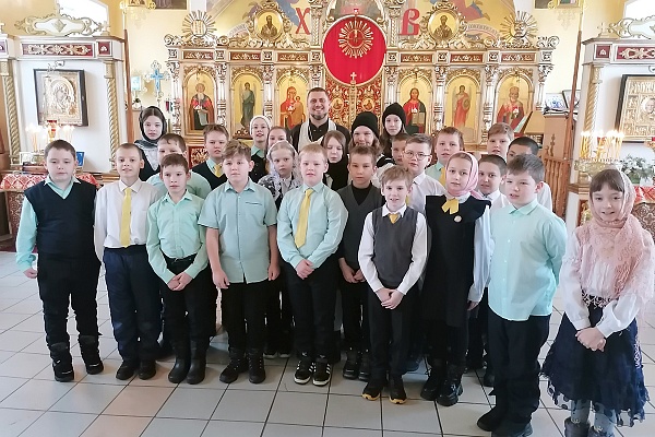 Иерей Владимир Журавлев встретился с учениками средней школы №60