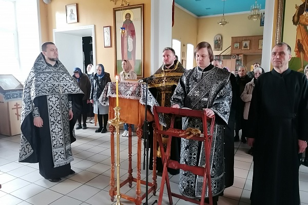 Служба Царских часов в Великую пятницу